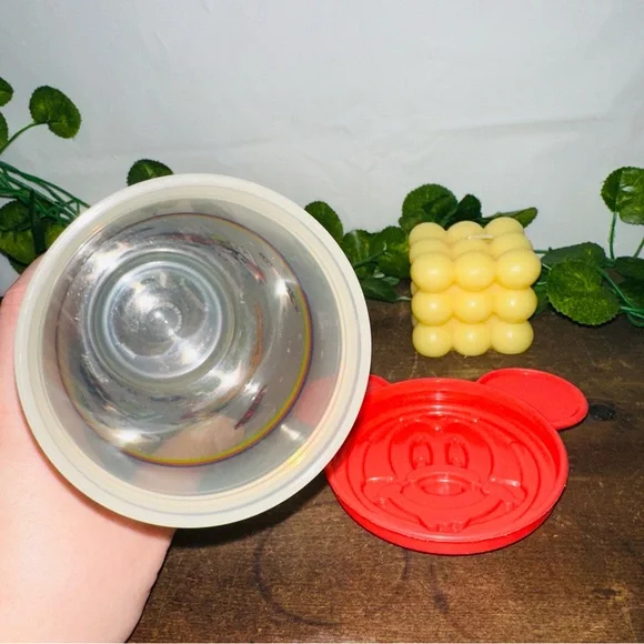 Vintage Tupperware Disney Mickey Mouse Lid Container - Picture 7 of 8